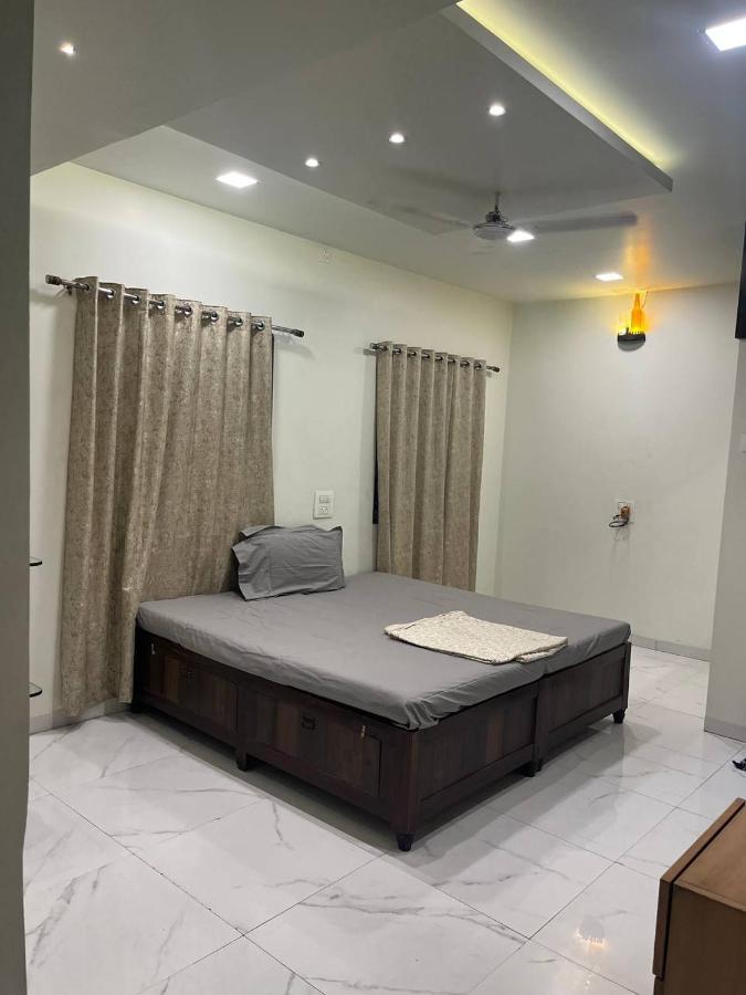 Myra'S House Villa Kolhapur Bagian luar foto